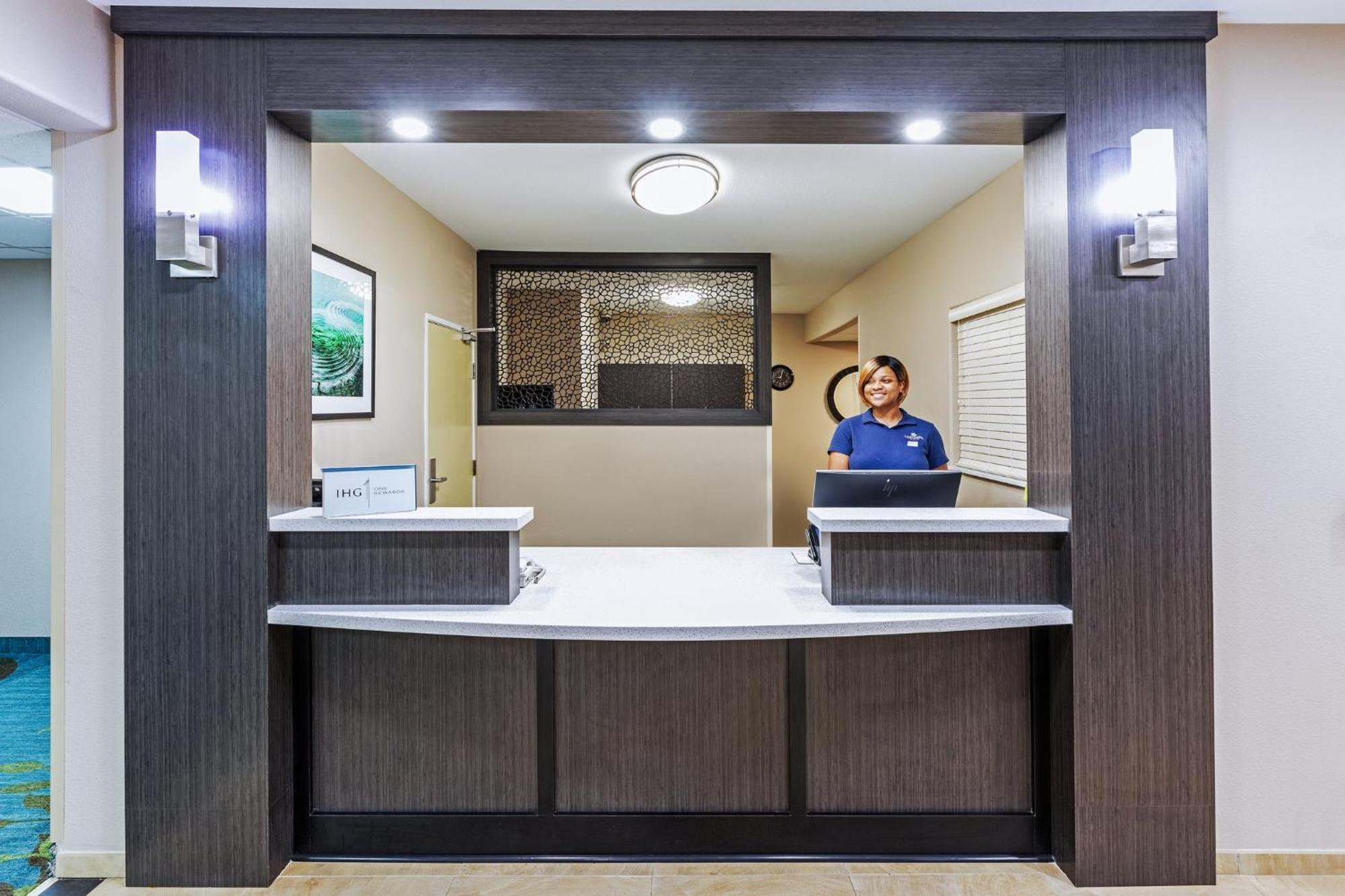 Candlewood Suites Tyler By Ihg Esterno foto